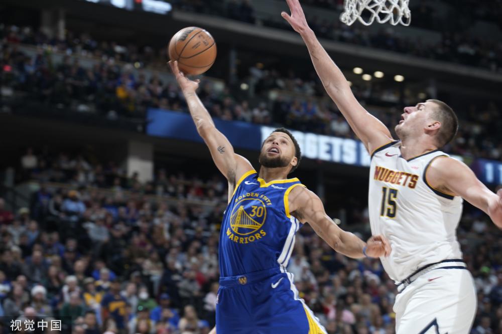 年轻球员更 年轻球员更